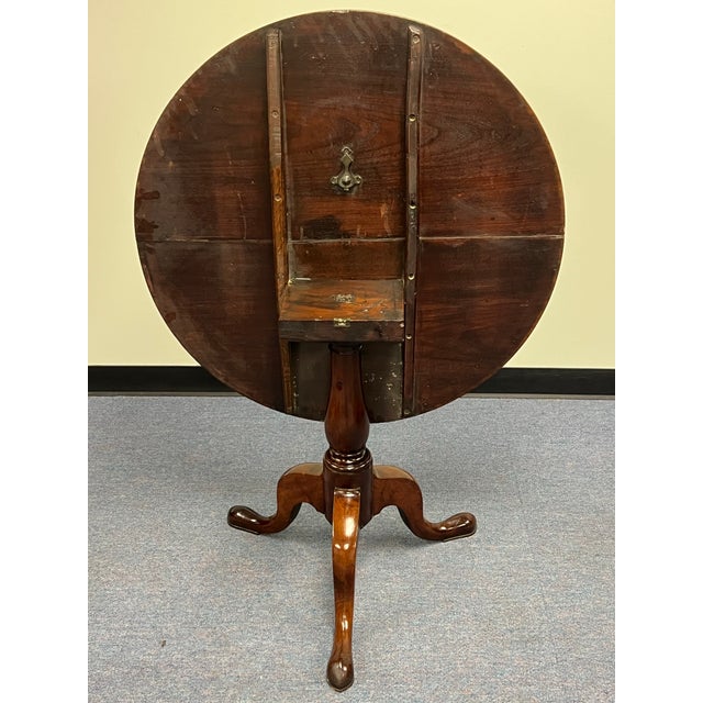 Antique 18th Century Queen Anne Tilt Top Tea Table For Sale - Image 9 of 9