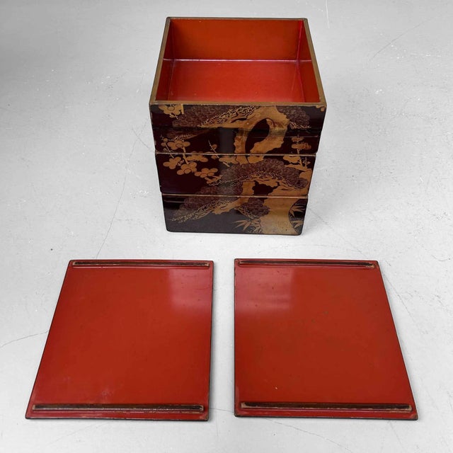 Boho Chic Japanese Wooden Lacquered Stacking Box, 1890s For Sale - Image 3 of 17