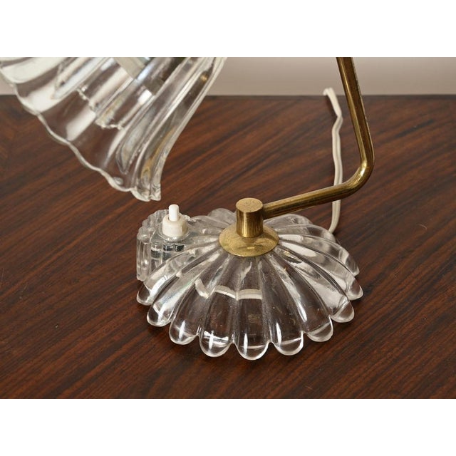Bellflower Adjustabe Table Lamp in Murano Glass and Brass by Ercole Barovier, Italy, 1940s For Sale - Image 4 of 17