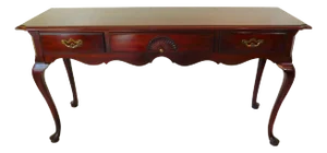 Thomasville Furniture Queen Anne Mahogany Shell Console/Sofa Table