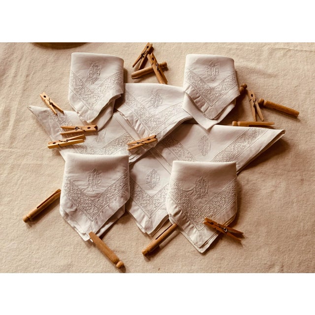 Textile Exquisite Set of Eight French Linen Napkins,c.1930 For Sale - Image 7 of 11