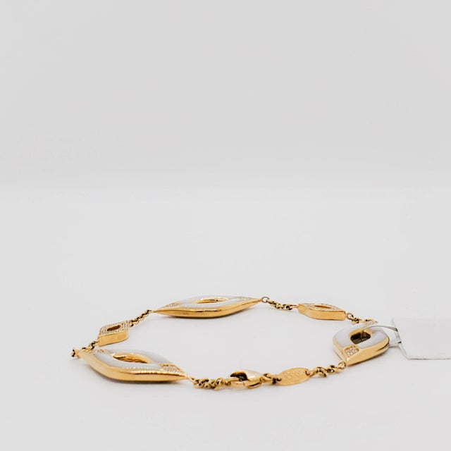 Early 21st Century Estate Kabana White Mother of Pearl and Diamond Bracelet in 14k Yellow Gold For Sale - Image 5 of 7