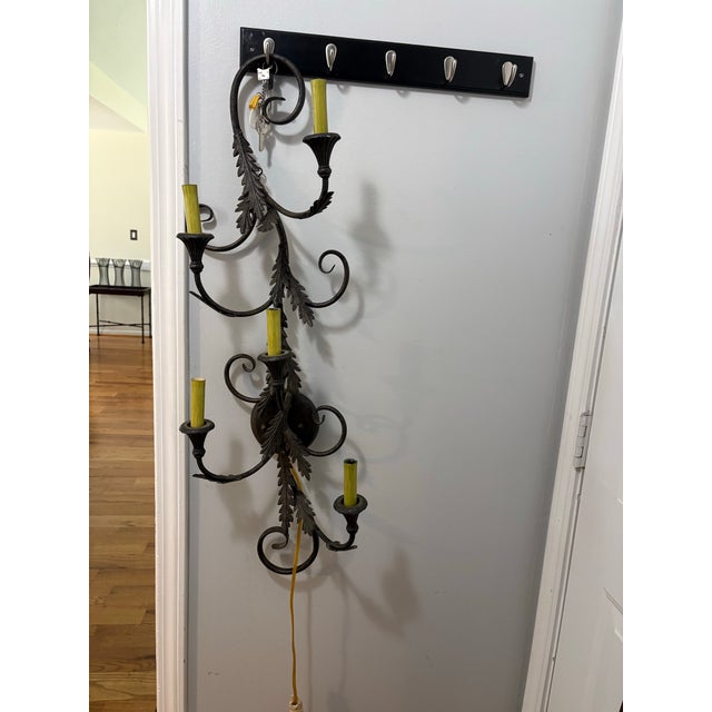 1970s Vintage Black Metal Hollywood Regency Double-Arm Wall Sconce For Sale - Image 5 of 9