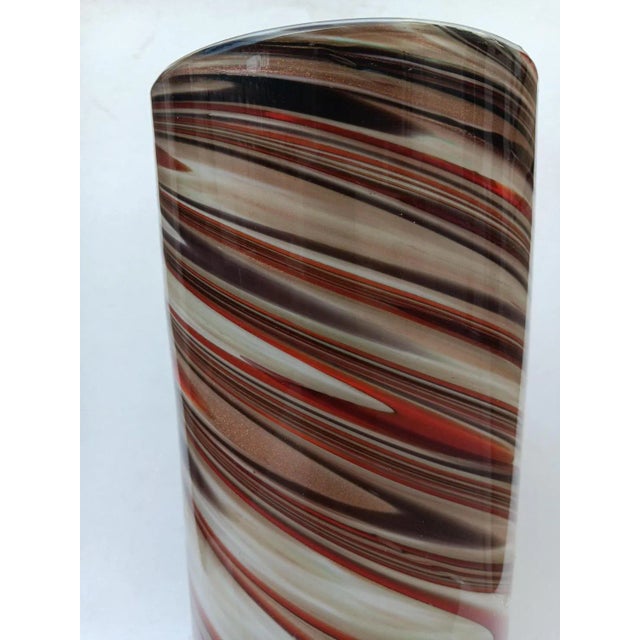 Cylindrical Swirl Murano Glass Vase, 1970s, in Very Good conditions. Designed 1970 to 1979