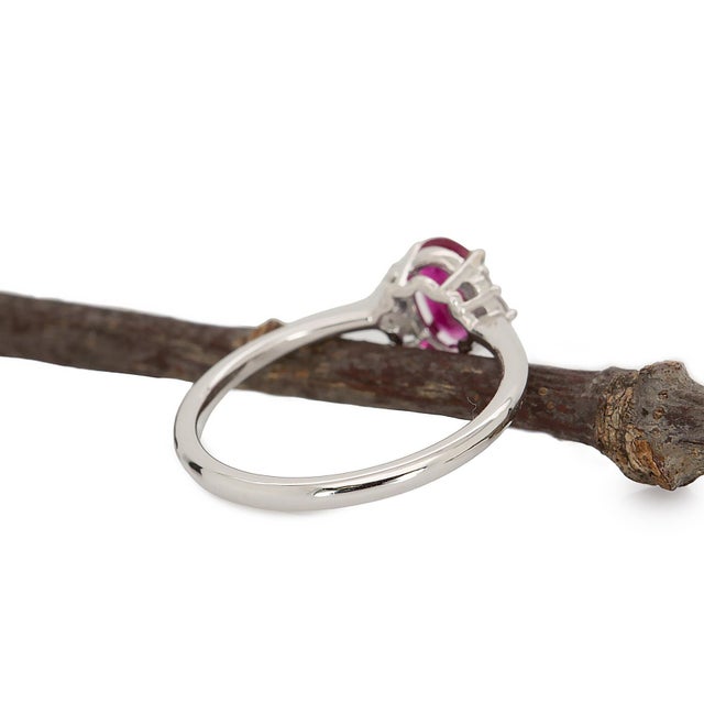 Red Mozambique Ruby Ring With Natural Diamonds Accents: Solid 14k Gold, Oval 7x5mm For Sale - Image 8 of 10