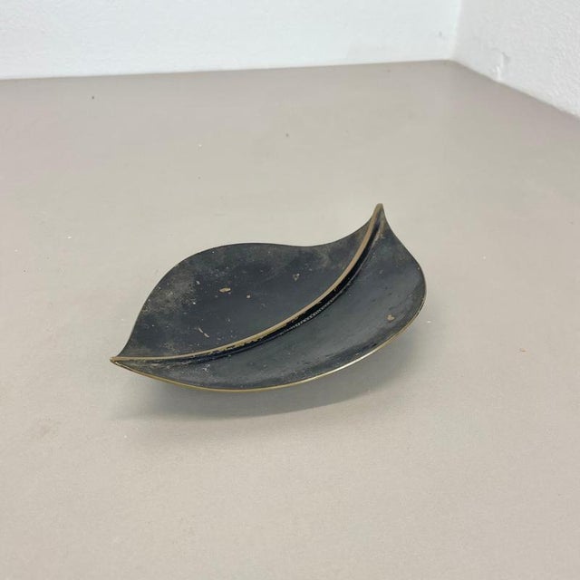 Article: bronze metal shell plate element in leaf form producer: noak leipzig origin: germany (marked with bronze leipzig)...