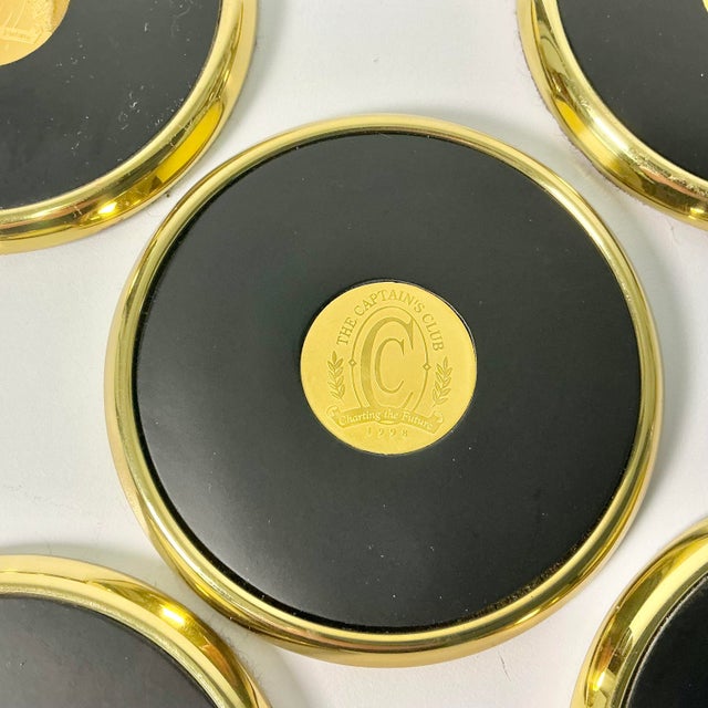 Metal 1990s Vintage Hollywood Regency Traditional Brass & Leather Coasters - Set of 5 For Sale - Image 7 of 10