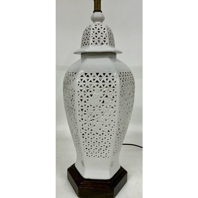 Asian Fredric Cooper 1950s Blank De Chine Reticulated Ginger Jar Lamp For Sale - Image 3 of 7