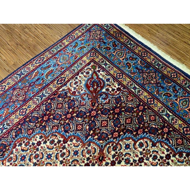 Middle Eastern Rug in Wool For Sale - Image 8 of 11