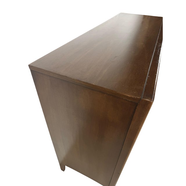 Broyhill Emphasis Mid-Century Modern Eight-Drawer Gentleman’s Chest For Sale - Image 15 of 16