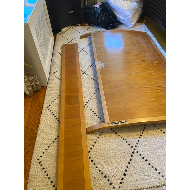 Baker Maple Queen Sleighbed For Sale - Image 9 of 10