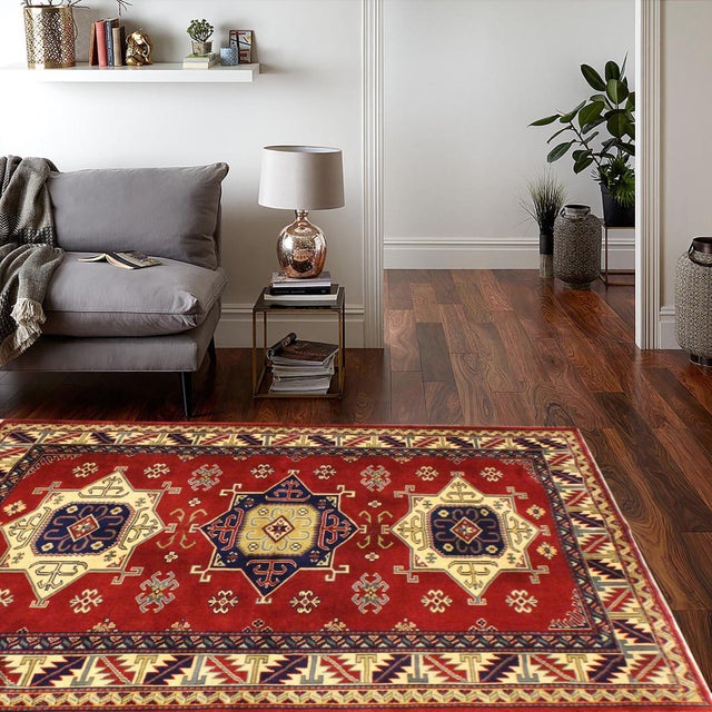Bring timeless elegance into your home with this hand‑knotted Shirwan rug, crafted with exceptional detail and luxurious...