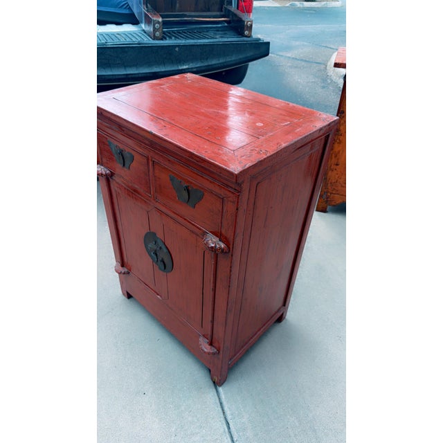 Red Qing Dynasty 19th Century Chinese Red Lacquer Cabinet With Drawers and Doors For Sale - Image 8 of 12