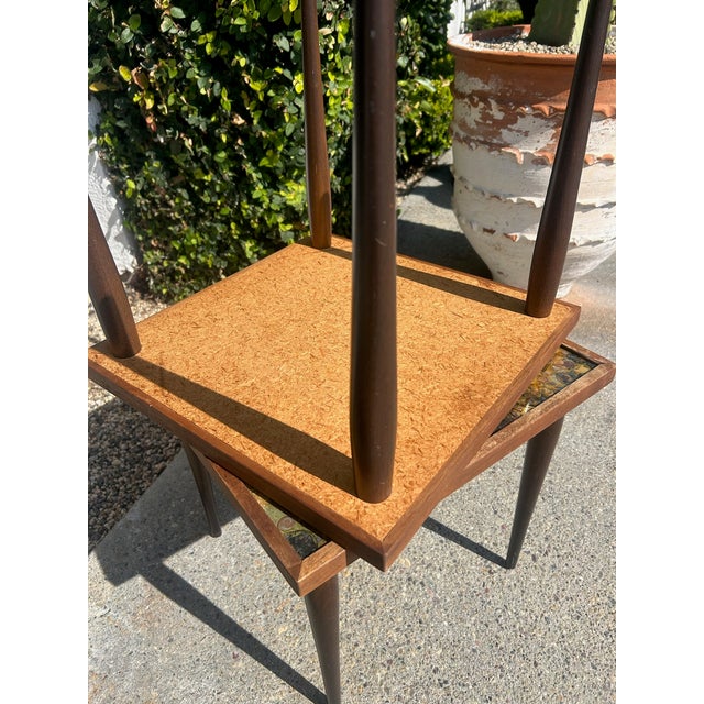 Pair of Vintage Resin Mottled Pebble Top Nesting Side Tables, Set of 2 For Sale - Image 11 of 14