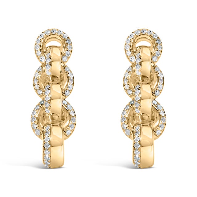 Elevate your jewelry collection with the exquisite beauty of these 14K yellow gold plated .925 sterling silver chain link...