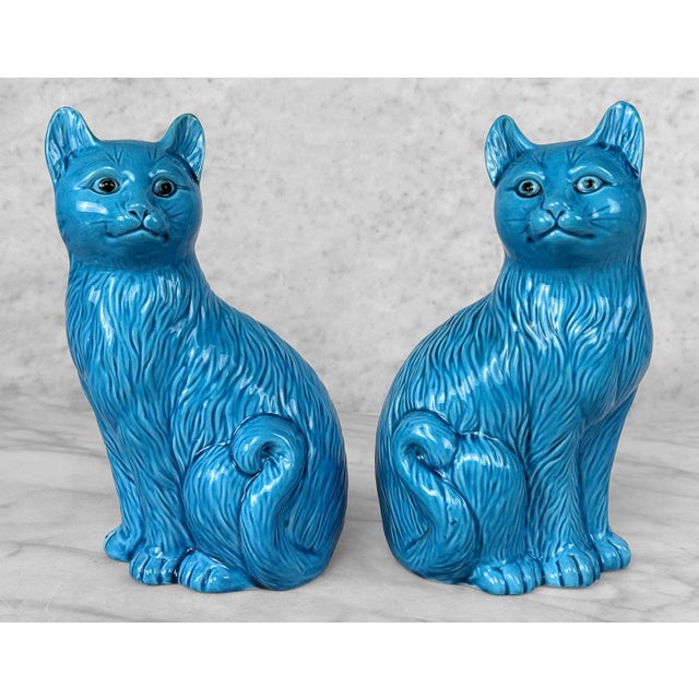 1950s Vintage Chinese Turquoise Blue Glazed Ceramic Mantle Cat Sculpture - A Pair For Sale - Image 5 of 10
