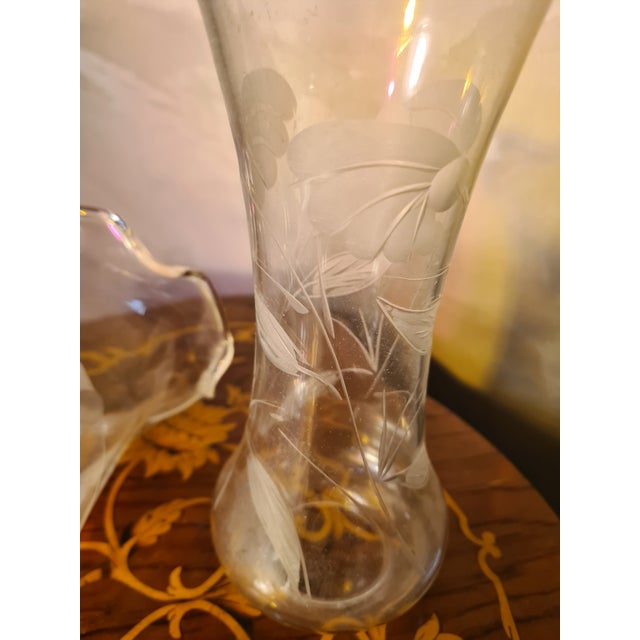 Engraved and Chiseled Glass Vases from Baccarat, 1900, Set of 3 For Sale - Image 6 of 7