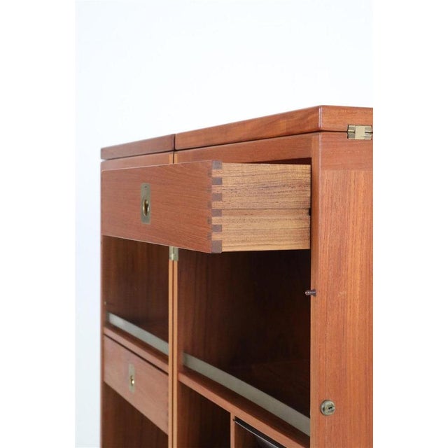 Teak Folding Captains Bar Cabinet with Flip-Top Counter by Reno Wahl Iversen for Dyrlund, 1960s For Sale - Image 16 of 18