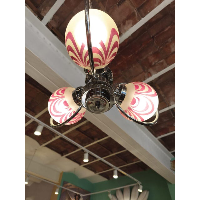 Art Deco Chrome-Plated Chandelier with Red Swirl Glass Shades, 1929 For Sale - Image 4 of 5