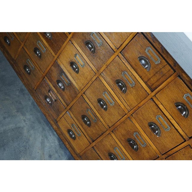 Large German Industrial Oak Apothecary Cabinet or Chest of Drawers, 1930s For Sale - Image 5 of 18