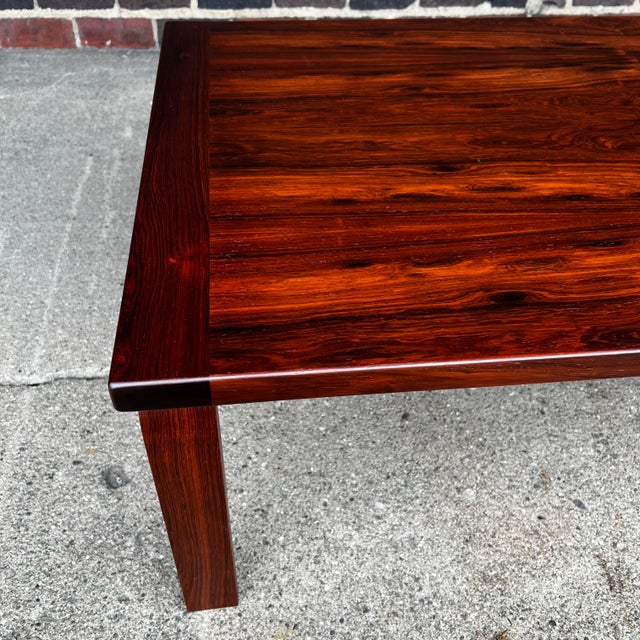 Large Mid-Century Modern Rosewood Coffee Table by Westnofa Bentwood Legs For Sale In Cleveland - Image 6 of 12