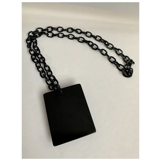 1930s 1940s Black Celluloid Cameo Necklace For Sale - Image 5 of 9