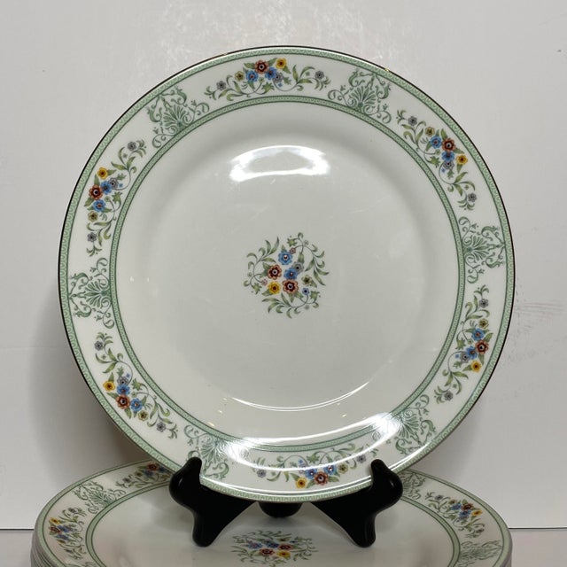 Vintage 1980s Wedgwood Agincourt Green Bone China Dinner Plates Set