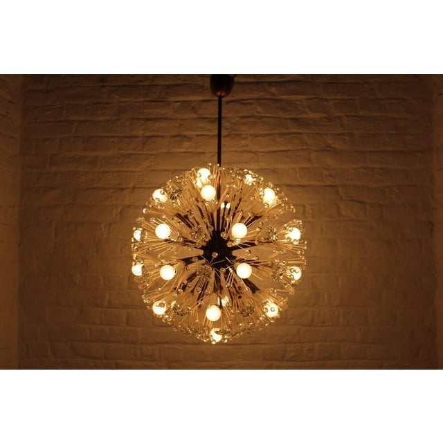Large "Snowball" or "Dandelion" chandelier Austria, circa 1955. H 90 cm, Diameter 60 cm 30 lights. European Plug (up to...