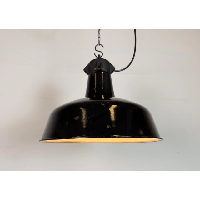 Industrial Black Enamel Factory Lamp with Cast Iron Top from Elektrosvit, 1950s For Sale - Image 10 of 18