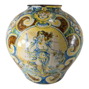 18th Century Italian Majolica Maiolica Globular Jar in the Venetian Style