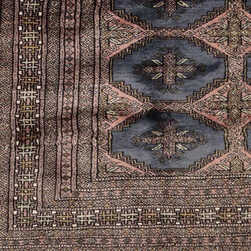 Middle Eastern Bukhara Rug in Wool For Sale - Image 5 of 8