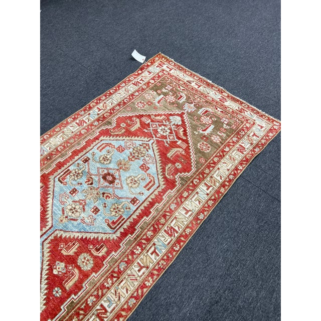 1940s Red Geometric Hand-Knotted Caucasian Runner Rug For Sale - Image 4 of 9