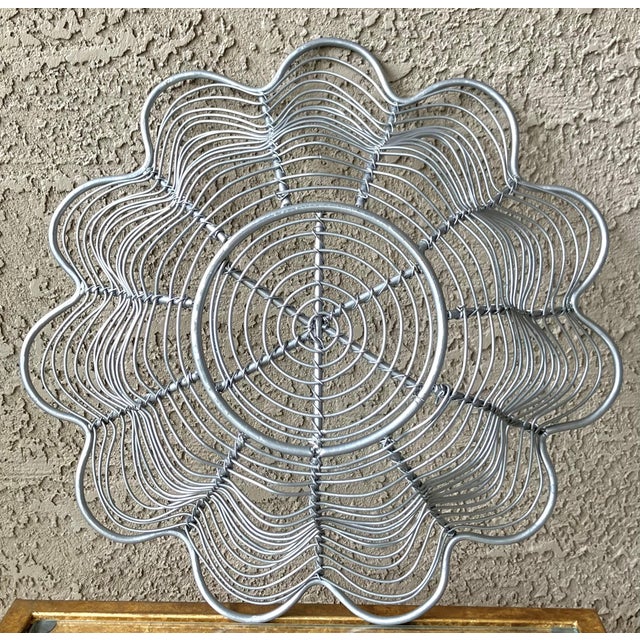 Late 20th-Century Industrial Chic Lotus Flower-Shaped Steel Wirework Centerpiece Bowl For Sale - Image 13 of 18