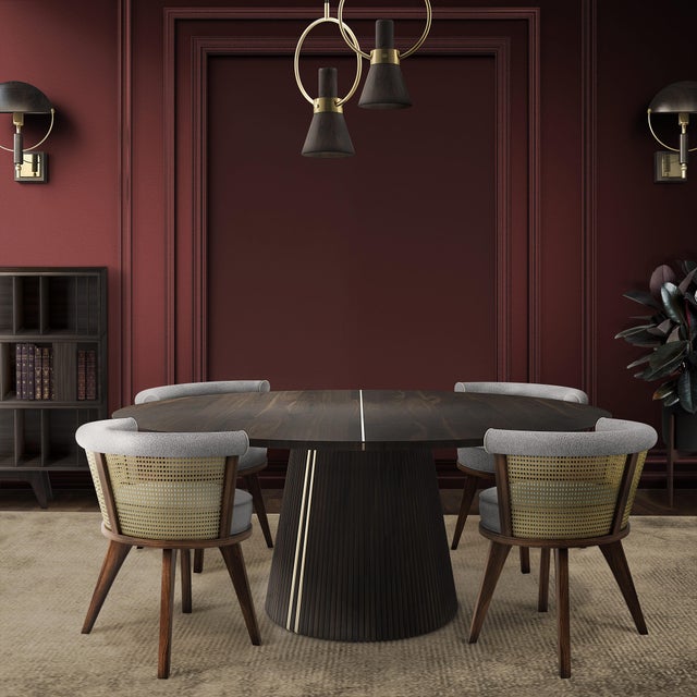 Henry Dining Table by Wood Tailors Club, in New conditions. Designed from 2000 Signed by Maker