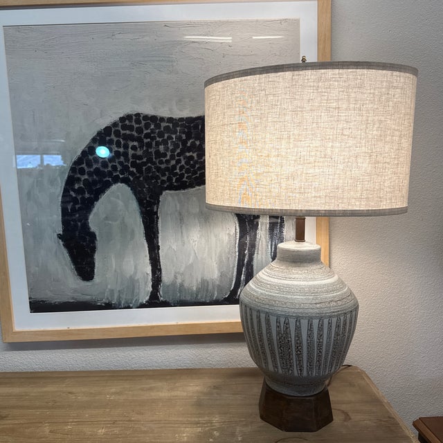 Ceramic vintage table lamp in stone color glaze. In great condition.