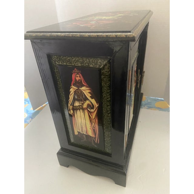 Mid 20th Century 19th Century Renaissance Style Tantalus Style Box For Sale - Image 5 of 13