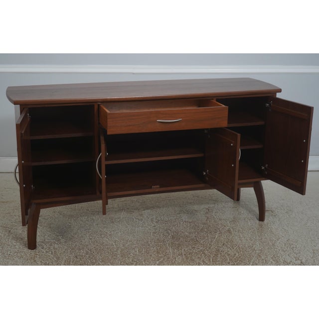 Mid-Century Modern Mid Century Modern Design Walnut Credenza For Sale - Image 3 of 18