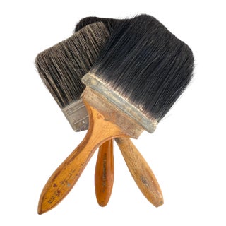 Grouping of Vintage Paint Brushes - Set of 3 For Sale