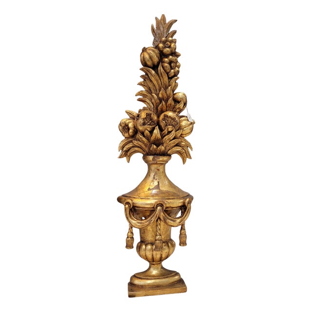 Trim Medici Cup Wall Sconce in Carved and Gilded Wood, Spain, 1950s For Sale