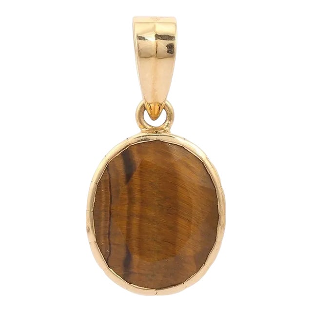 Oval Cut Tiger's Eye Gemstone Pendant in 18k Yellow Gold For Sale