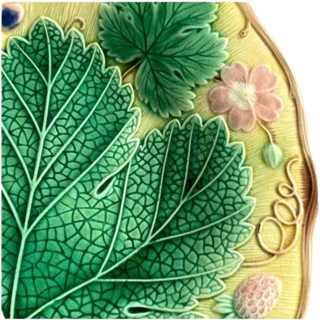 Traditional Vintage Wedgwood Porcelain “Majolica” Leaf/Grape/Strawberry Plate For Sale - Image 3 of 6