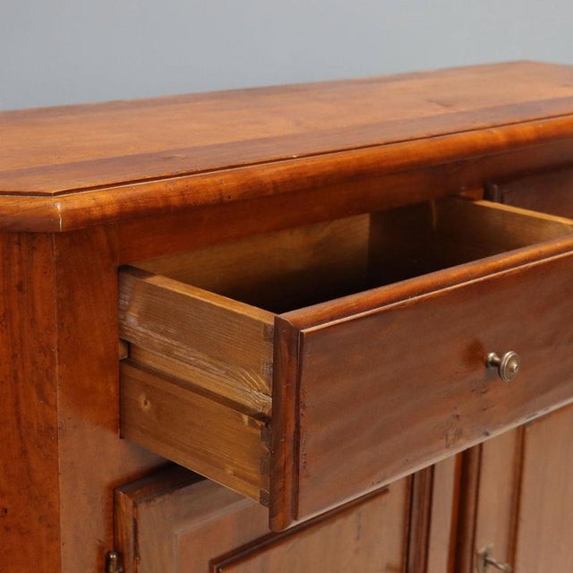 20th Century Scalloped Walnut Sideboard, Italy For Sale - Image 4 of 10
