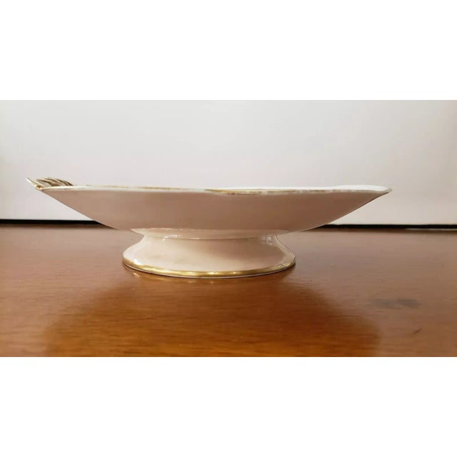 French Late 19th Century Old Paris Porcelain Floral Motif Cake Stand For Sale - Image 3 of 6