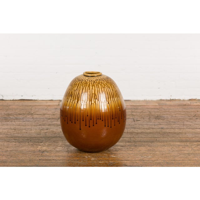 Prem Collection Artisan Handcrafted Two-Tone Vase with Dripping Décor For Sale - Image 11 of 12
