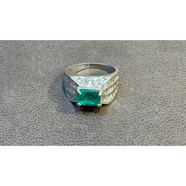 1.3 Ct Colombian Emerald Cut Emerald & 1 Ct Diamond 14 Kt White Gold Ring Size 7 For Sale - Image 4 of 18