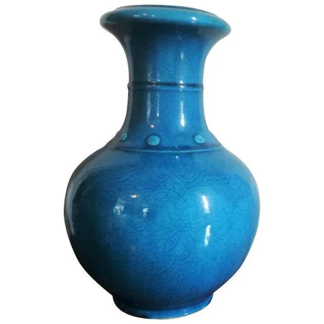 19th Century Chinese Porcelain Vase with Turquoise Monochrome Glaze For Sale - Image 11 of 11