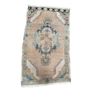 Turkish Yastik Rug 1'10" x 3'2" For Sale