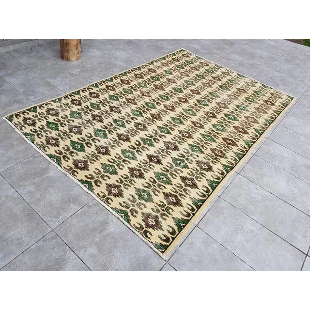 1960s Green and Bige Oushak Area Carpet For Sale - Image 10 of 10