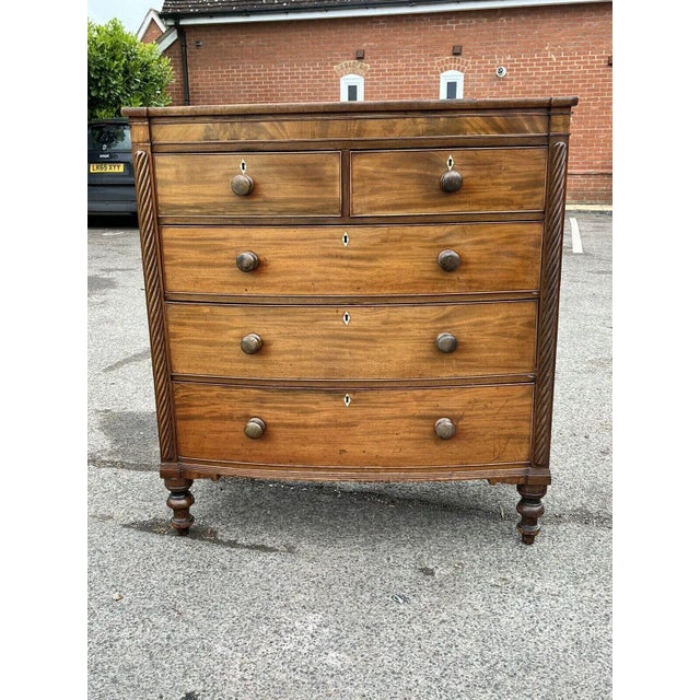 Georgian Mahogany Bow Front Chest of Drawers For Sale - Image 3 of 13