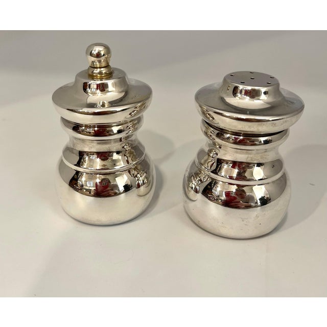 Vintage Tiffany & Co. 925 Sterling 2 Silver Salt & Pepper Shaker Set 174 Gm For Sale - Image 4 of 8